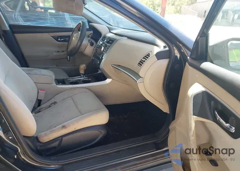 2015 Nissan Altima 2.5 S из США, поврежденный, VIN 1N4AL3AP5FN382519